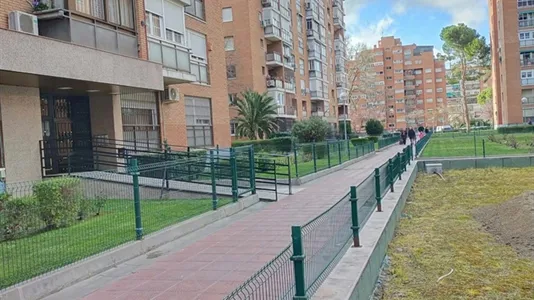 Rooms in Los Berrocales - photo 7