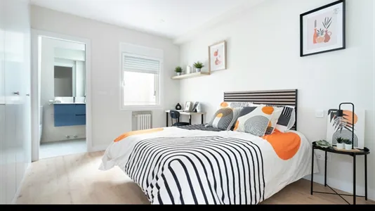 Rooms in Madrid Chamberí - photo 2