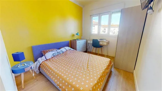 Rooms in Nîmes - photo 2