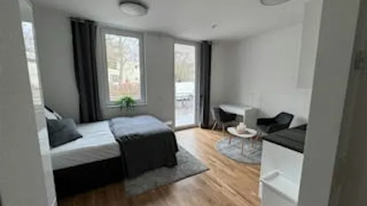 Apartments in Berlin Steglitz-Zehlendorf - photo 9