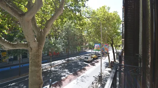 Rooms in Madrid Chamberí - photo 7