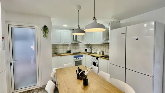 Rooms in Zaragoza - photo 10