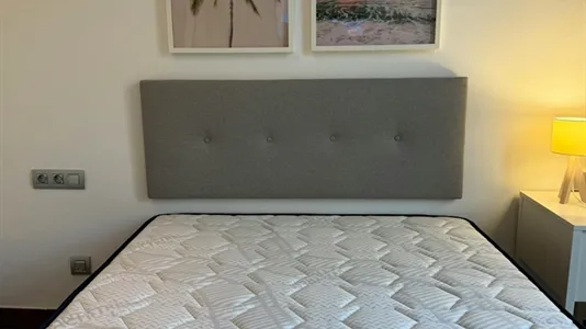 Rooms in Barcelona Eixample - photo 4