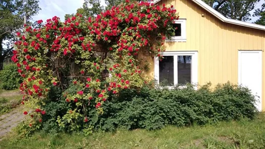 Houses in Ekerö - photo 2