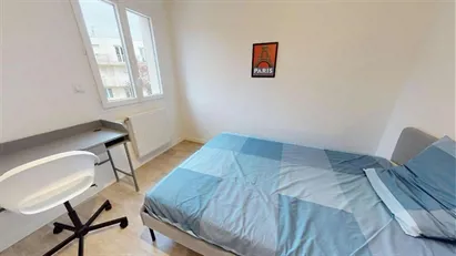 Room for rent in Dijon, Bourgogne-Franche-Comté