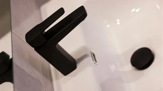 Rooms in Zaragoza - photo 10