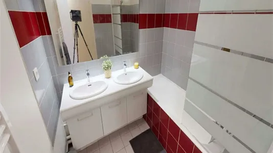 Rooms in Lyon - photo 9