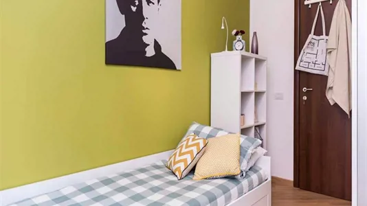 Rooms in Milano Zona 5 - Vigentino, Chiaravalle, Gratosoglio - photo 2