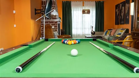 Houses in Huelves - photo 8