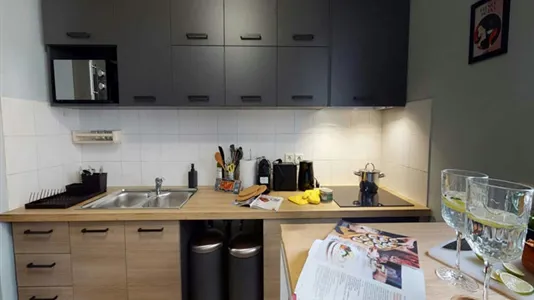 Rooms in Boulogne-Billancourt - photo 9