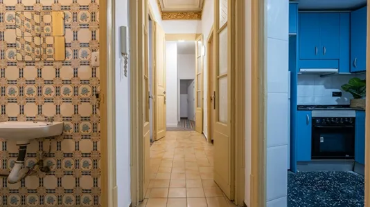 Rooms in Barcelona Ciutat Vella - photo 5