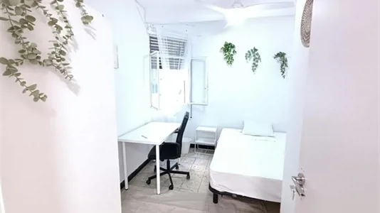 Rooms in Sevilla Casco Antiguo - photo 3