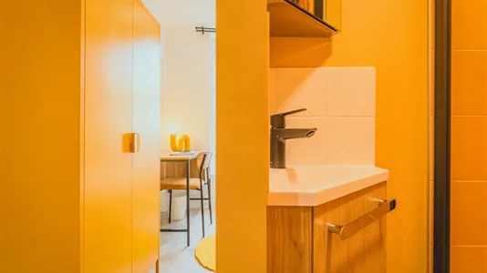 Rooms in Bobigny - photo 6