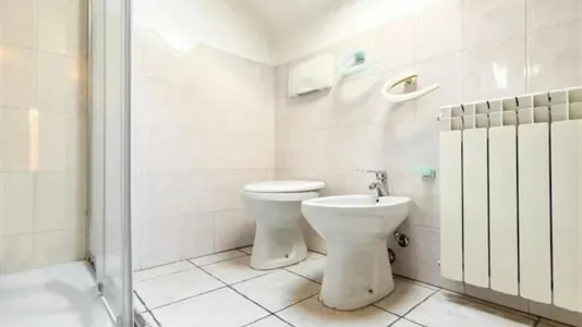 Rooms in Sesto San Giovanni - photo 9