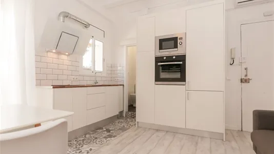 Apartments in Barcelona Ciutat Vella - photo 8