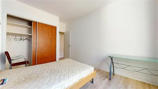 Apartments in Saint-Étienne - photo 4