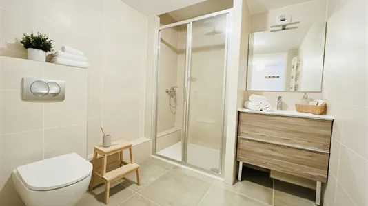 Apartments in Paris 15ème arrondissement - photo 3