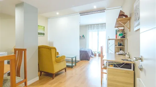 Rooms in Madrid Centro - photo 9