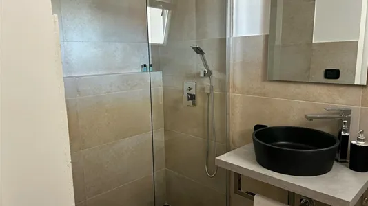 Houses in Brindisi - photo 5