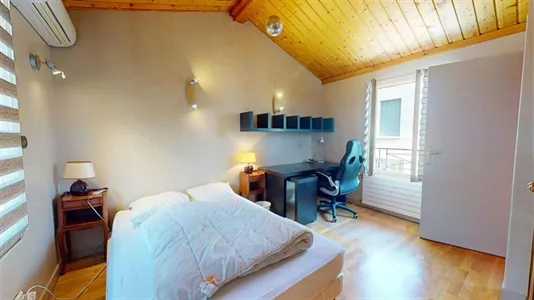Rooms in Lyon - photo 2
