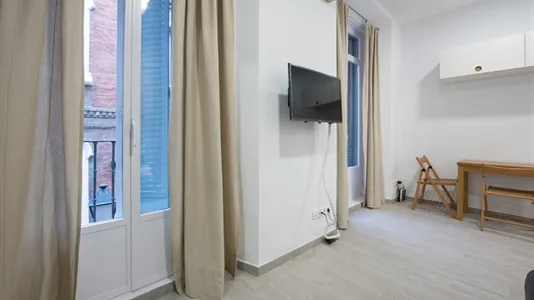 Apartments in Madrid Centro - photo 6