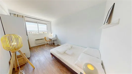 Rooms in Lyon - photo 3