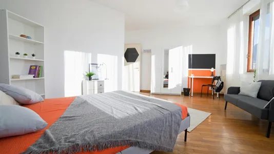 Rooms in Lecco - photo 4