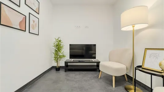 Rooms in Barcelona Sarrià-St. Gervasi - photo 7