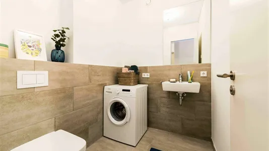 Rooms in Berlin Mitte - photo 4