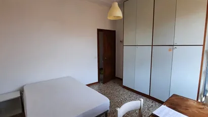 Room for rent in Piacenza, Emilia-Romagna