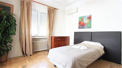 Room for rent in Madrid Moncloa-Aravaca, Madrid