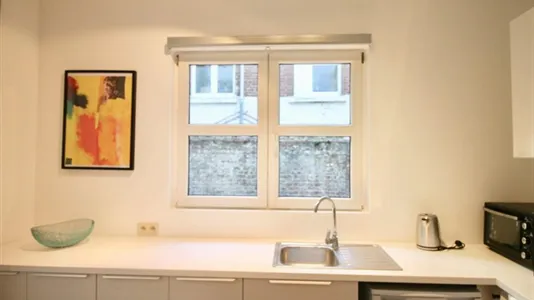 Apartments in Brussels Sint-Gillis - photo 5