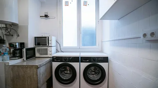 Rooms in Valencia Ciutat Vella - photo 9