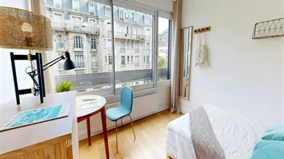 Room for rent in Paris 15ème arrondissement, Paris