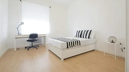 Room for rent in Madrid Moncloa-Aravaca, Madrid