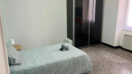 Rooms in Genoa - photo 2