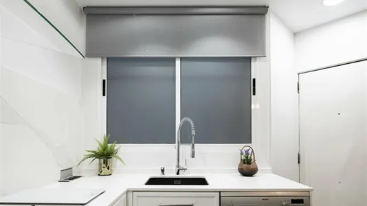 Rooms in Valencia Ciutat Vella - photo 8