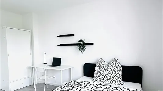 Rooms in Berlin Friedrichshain-Kreuzberg - photo 6