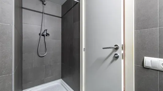 Rooms in Barcelona Gràcia - photo 5