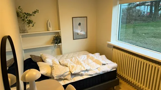 Rooms in Reykjavík Hlíðar - photo 9