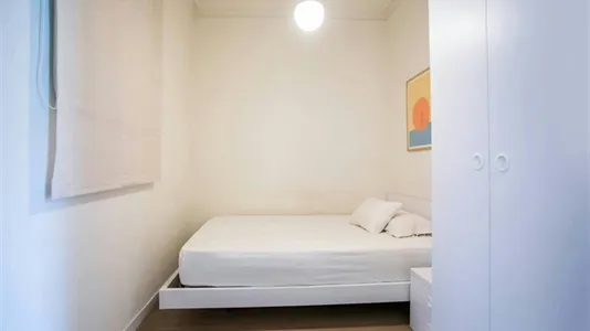 Apartments in Barcelona Eixample - photo 6