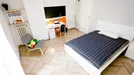 Room for rent, Bari, Puglia, Via Giulio Petroni