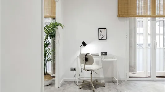 Apartments in Barcelona Ciutat Vella - photo 8