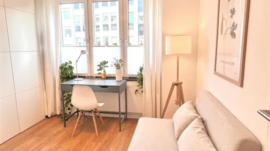 Apartments in Cologne Innenstadt - photo 5