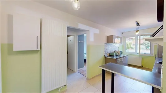 Rooms in Saint-Julien-en-Genevois - photo 10