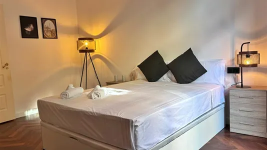 Rooms in Barcelona Eixample - photo 5