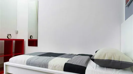 Rooms in Milano Zona 2 - Stazione Centrale, Gorla, Turro, Greco, Crescenzago - photo 1