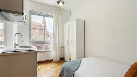 Rooms in Madrid Hortaleza - photo 4