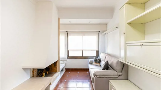 Apartments in L'Hospitalet de Llobregat - photo 1