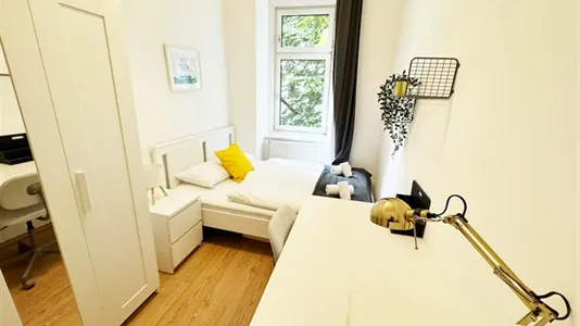 Rooms in Wien Mariahilf - photo 7